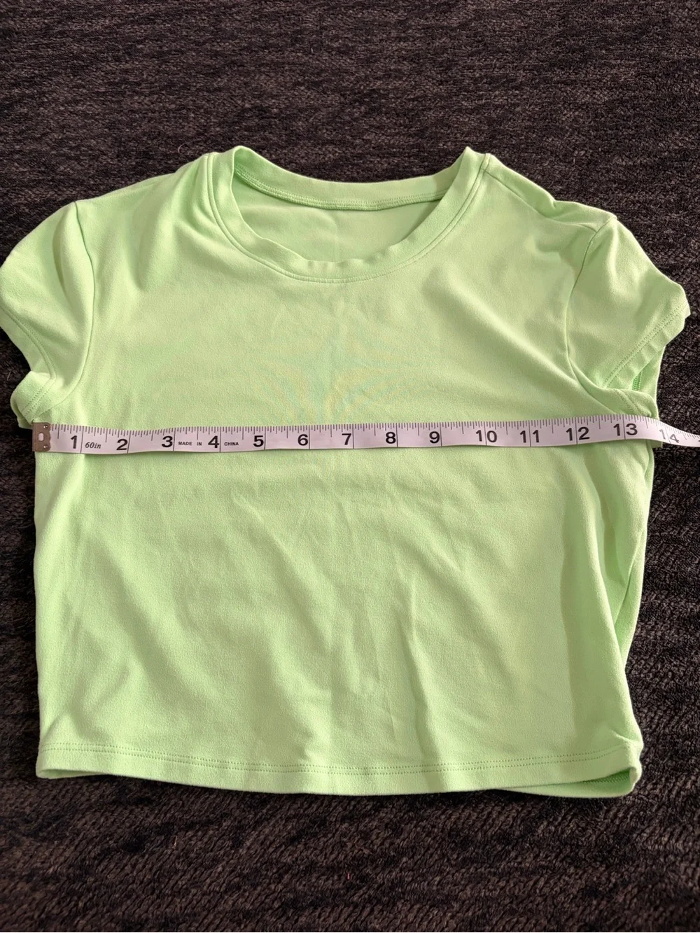 ALO Light Green Women’s Crewneck Crop Tee